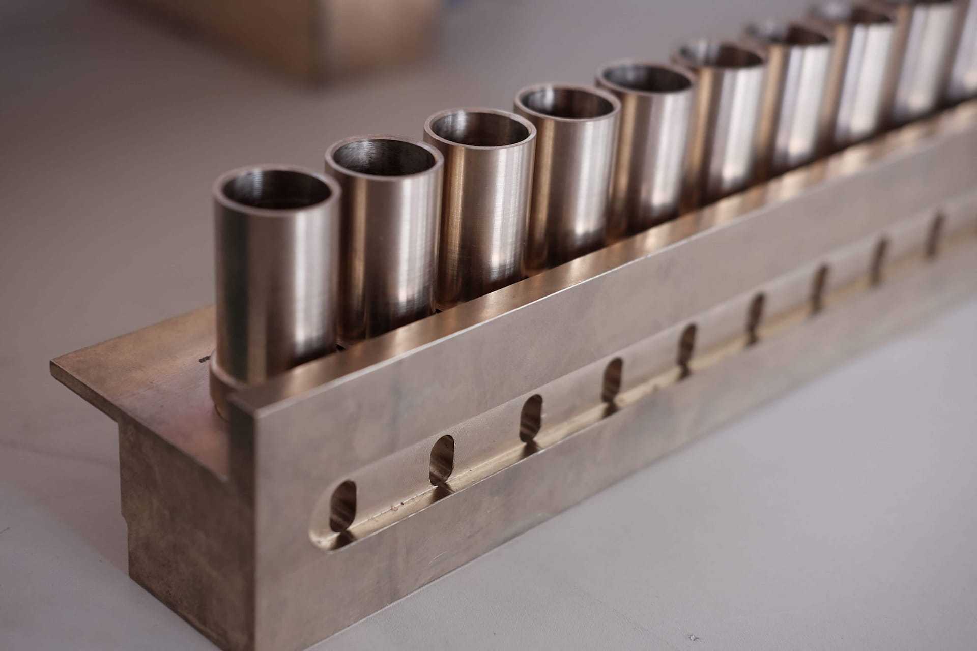 Zdjęcie oprzyrządowania linii produkcyjnych PHmet Sp. z o.o Oprzyrządowanie