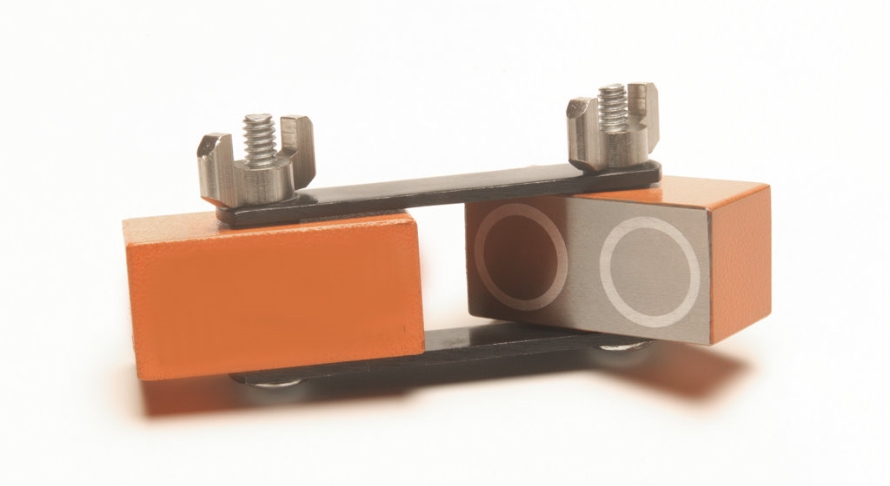 Ustawiak magnetyczny Zdjęcie ustawiaka magnetycznego PHmet Sp. z o.o